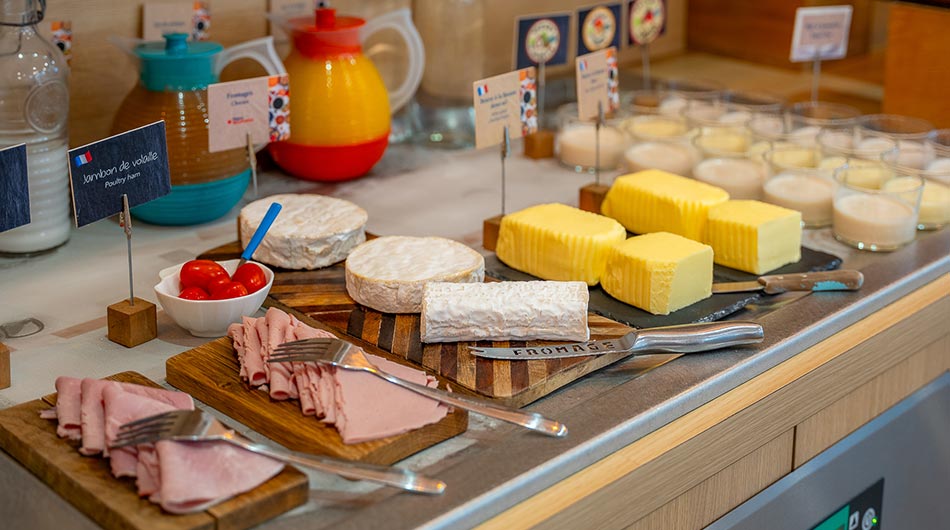 Salle de petit-déjeuner